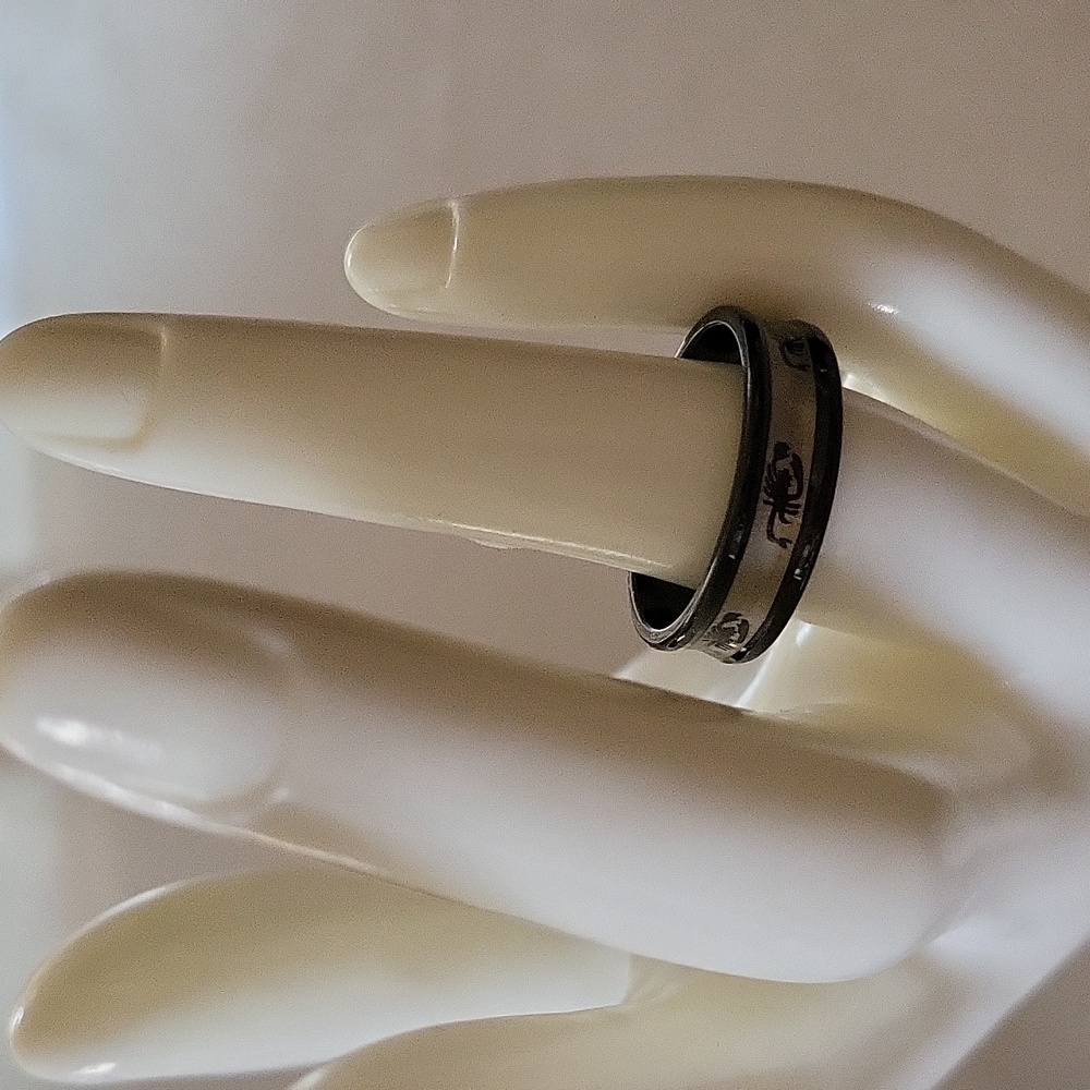 NWOT Scorpion Ring